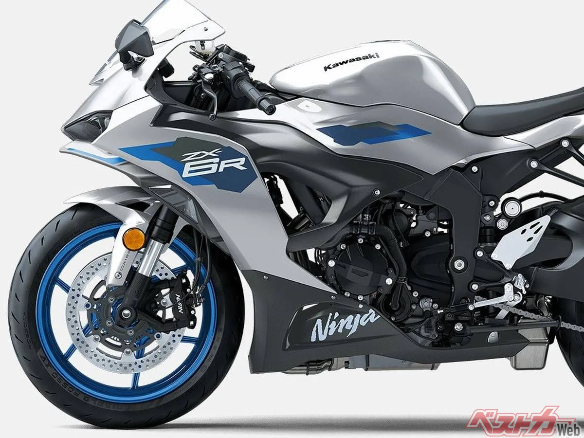 カワサキが2027年型Ninja ZX-6Rを北米発表、新色ギャラクシーシルバーとトワイライトブルー追加