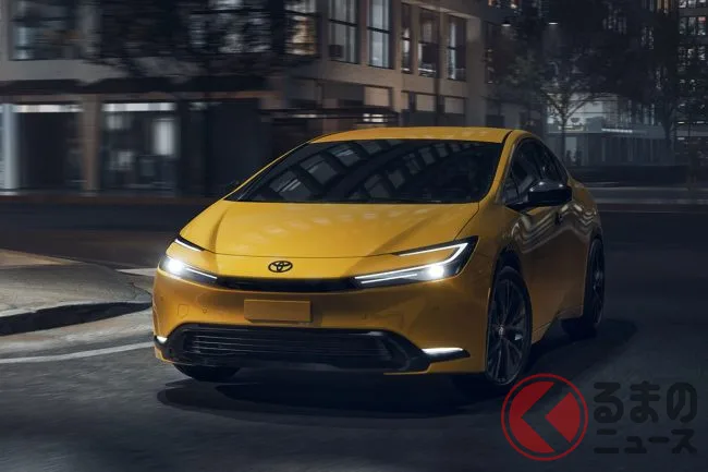 トヨタ・プリウスPHEVが2027年モデルで大幅進化！カラシ色のナイトシェード＆左右独立エアコンが話題