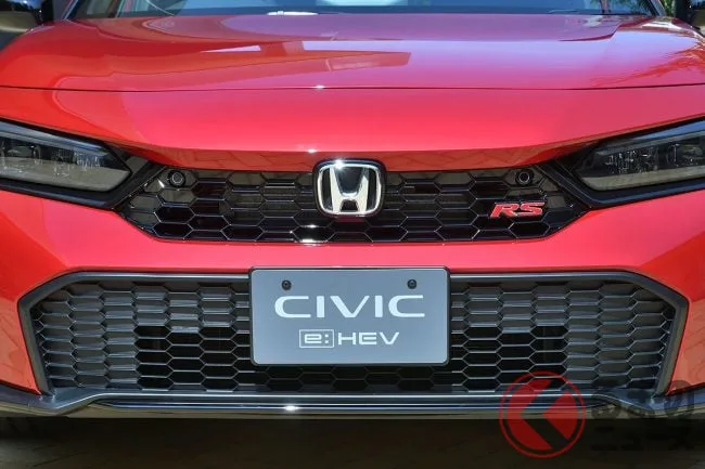 ホンダ新型シビックe:HEV RS、リッター24kmの低燃費スポーツに往年ファンも熱視線