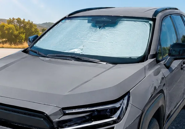 ダッシュボード79度も27度抑制！RAV4専用4層サンシェード登場
