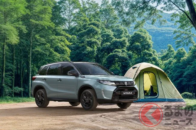 スズキ・ビターラに特別仕様車「クロ」登場 黒尽くめのクールな6速MTコンパクトSUV
