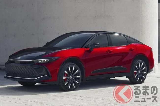 トヨタ新型クラウン2027年モデル、米国で登場!タン内装&ボディ同色トランクが話題