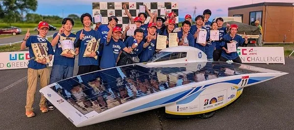 工学院大学ソーラーチーム、8年ぶり5度目の優勝！CYGNUSがワールド・グリーン・チャレンジ制覇