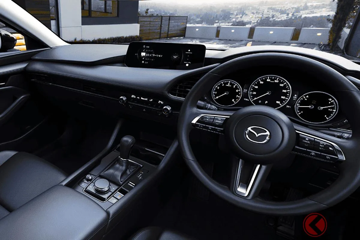マツダMAZDA3に2.5L＋6速MTが衝撃追加！CX-5の心臓を移植した走るコンパクト
