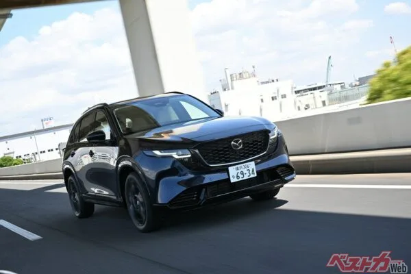 新型CX-5 vs RAV4、430万円台で激突！人馬一体の悦びか万能SUVの実用性か