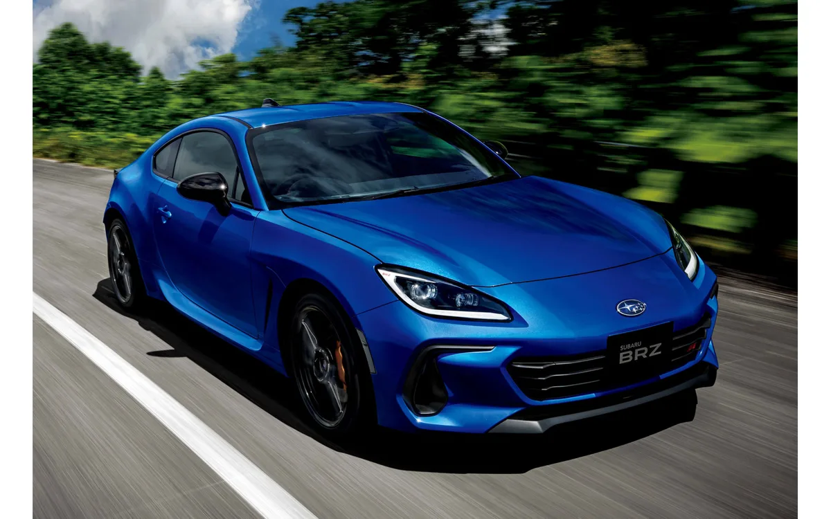 スバルBRZが大幅改良！MT車に初の三眼アイサイト＆新シフトレバーで走りが進化