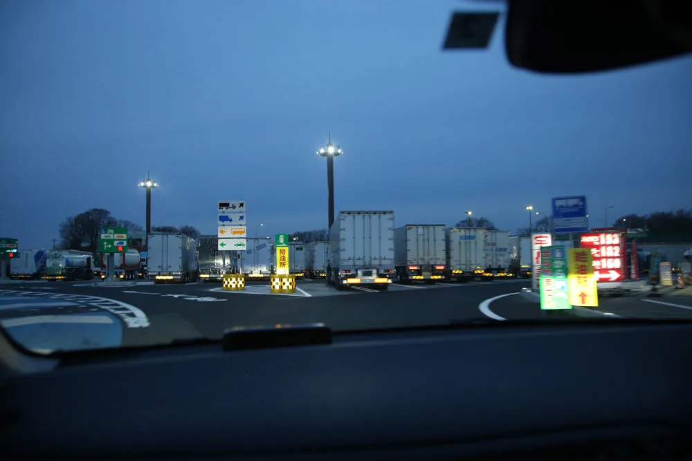 トラックドライバーが実名告白！高速で遭遇したヤバすぎる運転の実態