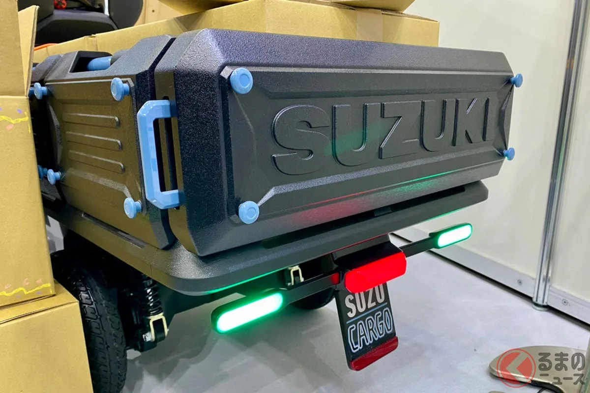 スズキ「スズカーゴ」免許不要で軽トラ級の積載！反響殺到の超小型モビリティ