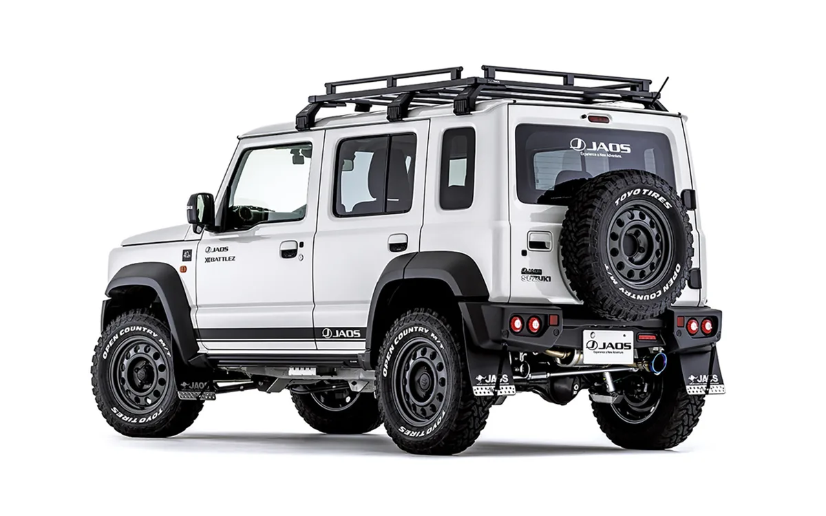 ジムニーノマドのリアを劇的チェンジ！JAOSが新型リヤスポーツカウルを発売