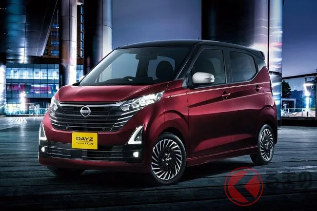 日産デイズ最上級「アーバンクロム」221万円！ 専用ブラックメッキにターボ×ハイブリッドの豪華仕様