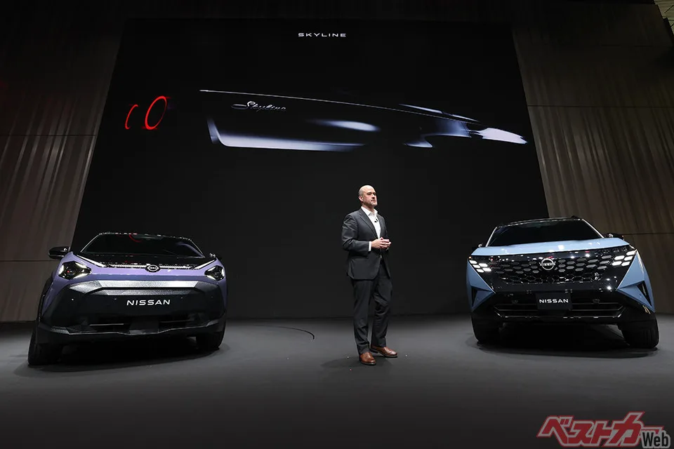 日産スカイラインが2027年初頭に復活！丸型4灯テール＆6速MTで伝統回帰