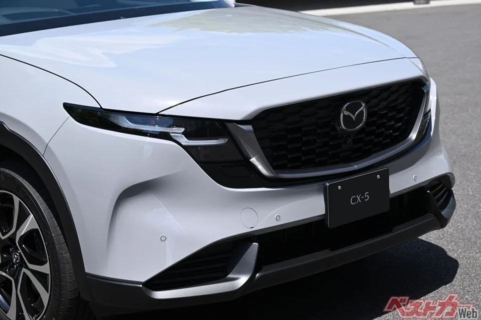 新型CX-5、ドライバー急病を“予兆”で察知！路肩自動停止と救命要請までやる
