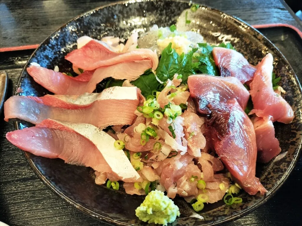 京急バスで巡る葉山のパワースポット！森戸大明神と真名瀬バス停の旅