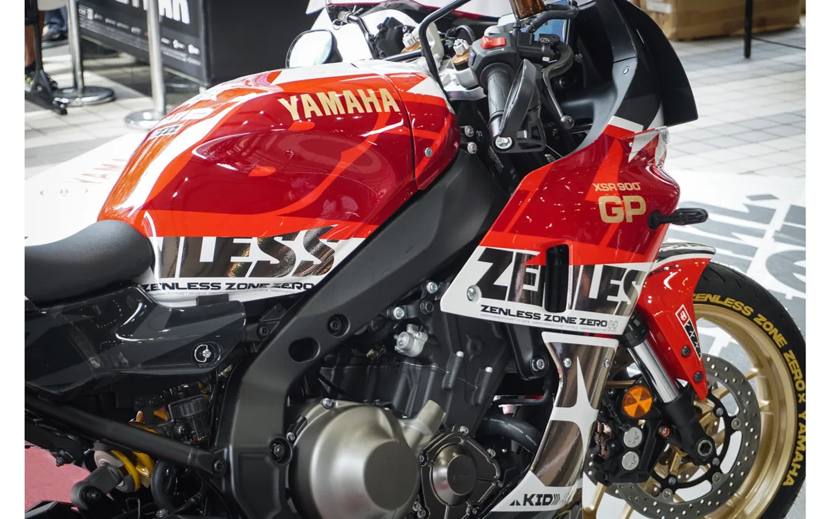 ゼンゼロ×ヤマハ XSR900 GPリアル展示に歓喜の声、販売望むファン続出