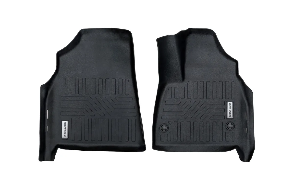 ノア/ヴォクシー90系専用、純正マット下に敷くだけで汚れをガード「ゴリラマットベース」登場
