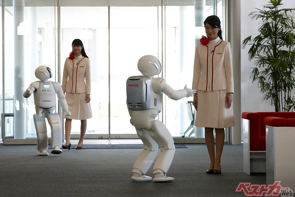 ホンダがヒト型ロボット市場に再参入！中国UQIと組み工場へ
