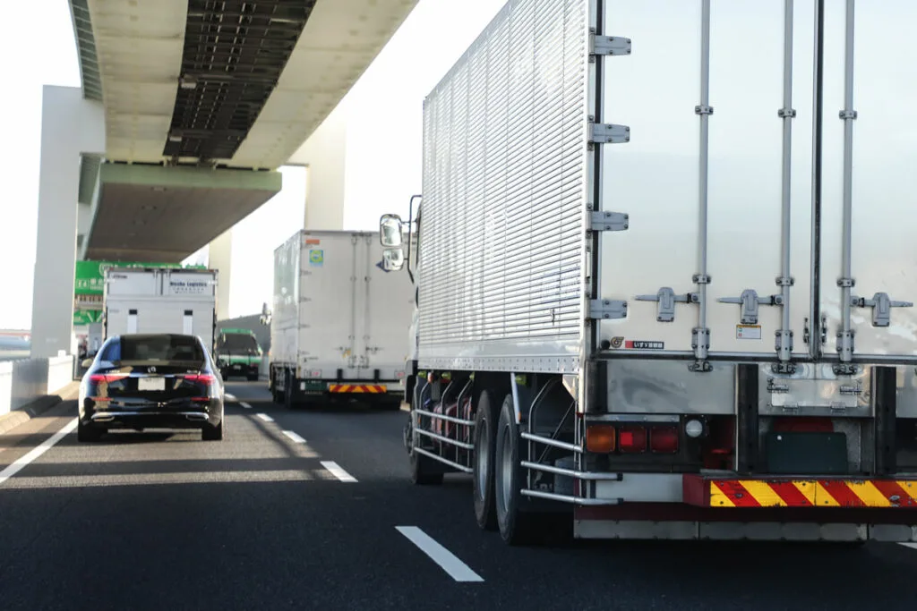 トラック業界の未来は？ベテランドライバーが訴える正当な運賃と評価