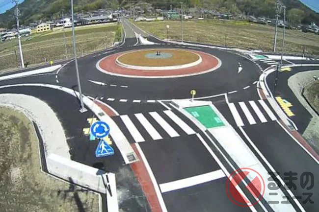 道路の「逆三角マーク」知らないと痛い目に！ 信号なし交差点の落とし穴、反則金7000円のリスク