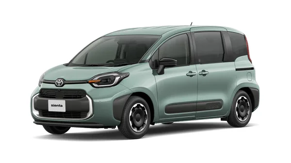 トヨタ シエンタが一部改良！新色クリアベージュとE-Four寒冷地仕様標準化
