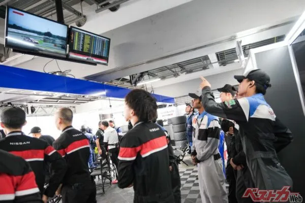 56号車GT-Rが魅せた！灼熱とスコールの富士で「コツコツ走法」が5位を呼び込んだ
