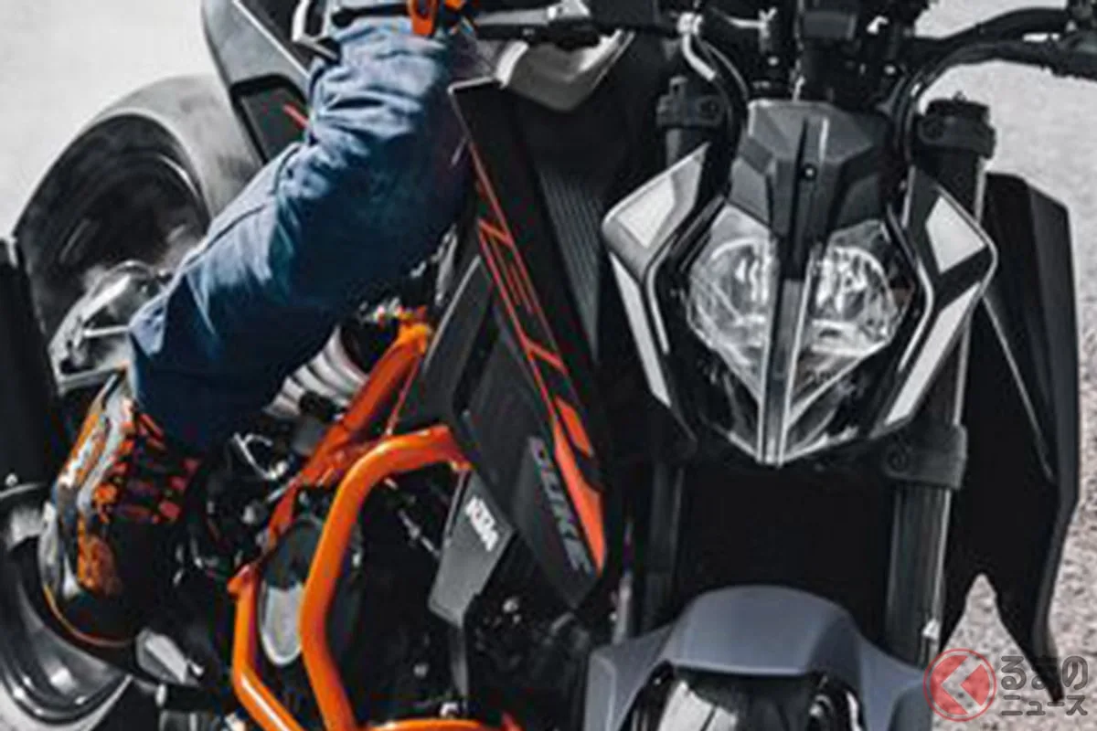 ついに43mm倒立フォーク搭載！ 2026年型KTM 390 DUKE、82万9000円で登場