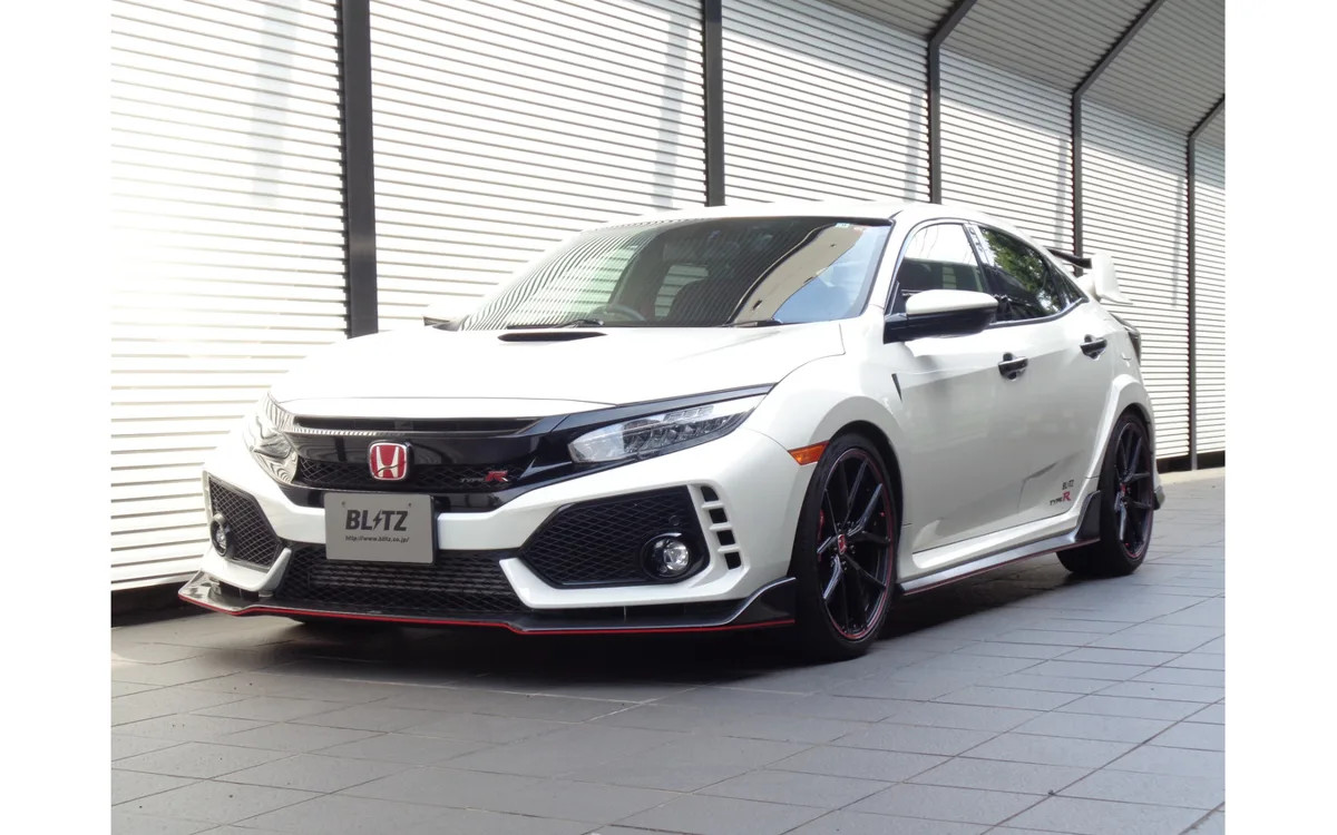 ブリッツの新型車高調整スプリング、シビックタイプR（FK8）適合開始！ 純正電子制御を活かしたままローダウン